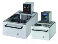 Heating circulators with stainless steel baths